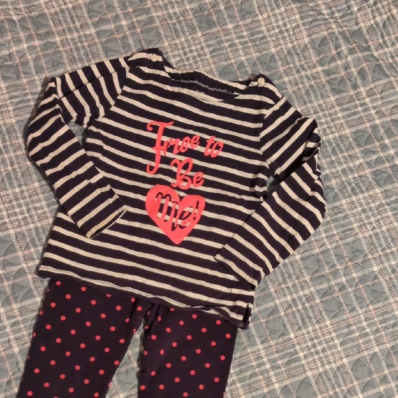 OshKosh B'gosh Striped and Polka Dot Outfit With Coral Accents - Picture 9 of 10